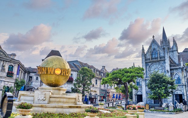 Vietnam’s develops diverse world-class complexes to stand in global tourism